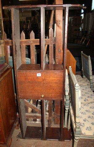 Reformed Gothic oak shelf(-)